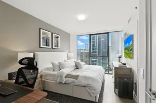 211 N Harbor Dr, Chicago, IL 60601 - Photo 12