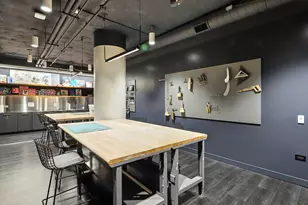 211 N Harbor Dr, Chicago, IL 60601 - Photo 22