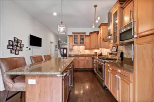 2936 W Belden Ave, Chicago, IL 60647 - Photo 12