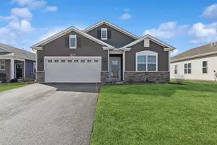 2956 Harnish Dr, Algonquin, IL 60102 - Photo 1