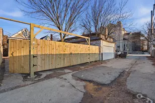 7950 S Wood St, Chicago, IL 60620 - Photo 26