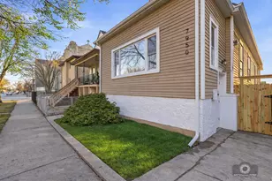 7950 S Wood St, Chicago, IL 60620 - Photo 2