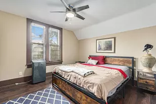 286 Villa St, Elgin, IL 60120 - Photo 10