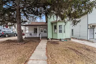 286 Villa St, Elgin, IL 60120 - Photo 1