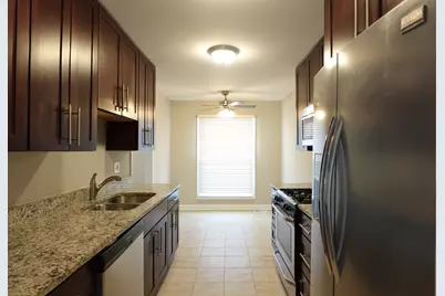 1996 Georgetown Lane, Hoffman Estates, IL 60169 - Photo 10