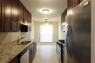 1996 Georgetown Ln, Hoffman Estates, IL 60169 - Photo 10