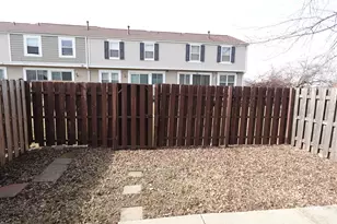 1996 Georgetown Ln, Hoffman Estates, IL 60169 - Photo 32