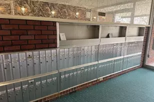 222 Madison St, Joliet, IL 60435 - Photo 6