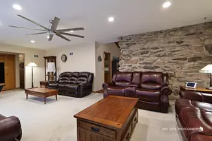 20W371 Diversey Ave, Addison, IL 60101 - Photo 4