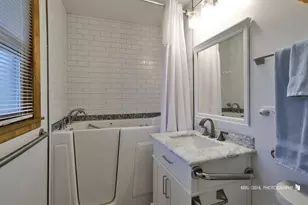 20W371 Diversey Ave, Addison, IL 60101 - Photo 12