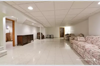 20W371 Diversey Avenue, Addison, IL 60101 - Photo 18