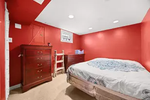 57 W 78th Pl, Chicago, IL 60620 - Photo 12