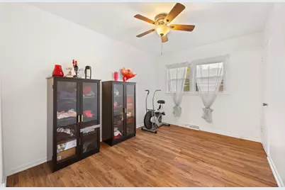 57 W 78th Place, Chicago, IL 60620 - Photo 10