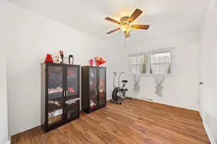 57 W 78th Pl, Chicago, IL 60620 - Photo 10