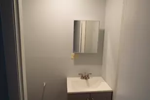 706 E 72nd St, Chicago, IL 60619 - Photo 6