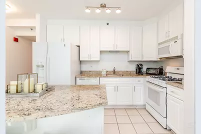 33 W Ontario Street #32C, Chicago, IL 60654 - Photo 2