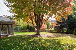 39W553 N Hyde Park, Geneva, IL 60134 - Photo 6