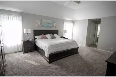 39W553 N Hyde Park, Geneva, IL 60134 - Photo 18