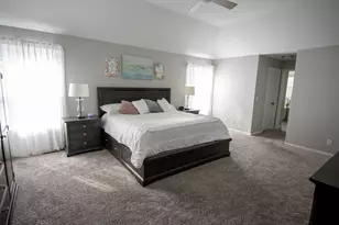 39W553 N Hyde Park, Geneva, IL 60134 - Photo 18