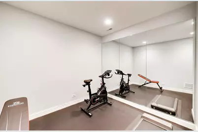 2403 Old Glenview Road, Wilmette, IL 60091 - Photo 32