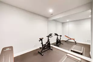 2403 Old Glenview Rd, Wilmette, IL 60091 - Photo 32