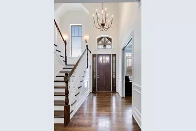 2403 Old Glenview Road, Wilmette, IL 60091 - Photo 2