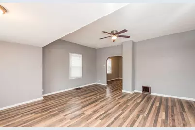 614 Walnut Street, Waukegan, IL 60085 - Photo 6