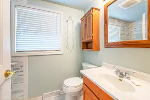 508 Crest Dr, Cary, IL 60013 - Photo 22