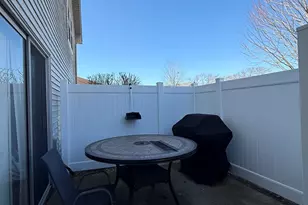 2334 Carnation Dr, Crest Hill, IL 60403 - Photo 12