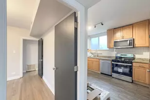 2617 W Rascher Ave, Chicago, IL 60625 - Photo 8