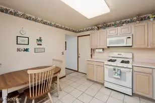 21365 Silktree Cir, Plainfield, IL 60544 - Photo 8