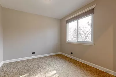 203 Blossom Court #203, Buffalo Grove, IL 60089 - Photo 6