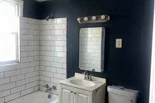154 W 118th St, Chicago, IL 60628 - Photo 4