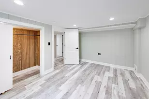 2055 Walnut Cir, Northbrook, IL 60062 - Photo 30