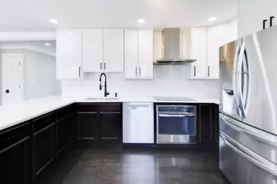 2055 Walnut Circle, Northbrook, IL 60062 - Photo 8