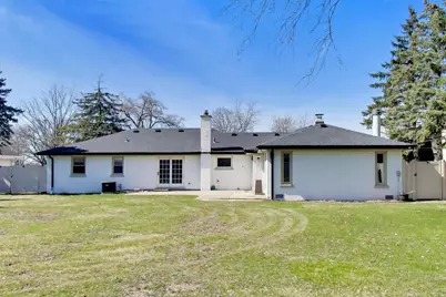 2055 Walnut Circle, Northbrook, IL 60062 - Photo 36