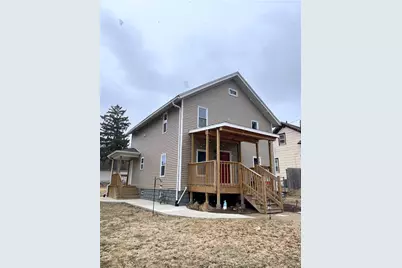 321 Washington Street, Rockford, IL 61104 - Photo 2