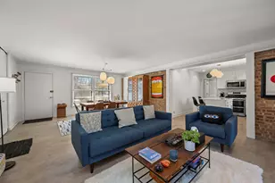 11590 W Elmwood Pl, Deerfield, IL 60015 - Photo 16