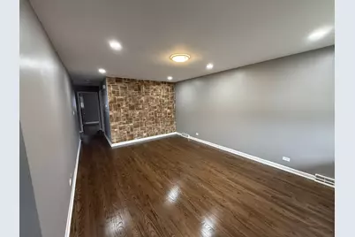 7616 S Lorel Avenue, Burbank, IL 60459 - Photo 4