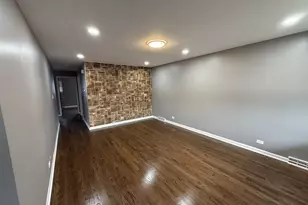 7616 S Lorel Ave, Burbank, IL 60459 - Photo 4