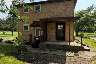 32 Dunlap Rd, Park Forest, IL 60466 - Photo 2