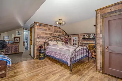 433 E Main Street, Salem, IL 62881 - Photo 32