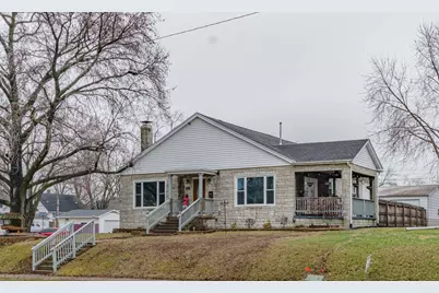 433 E Main Street, Salem, IL 62881 - Photo 1