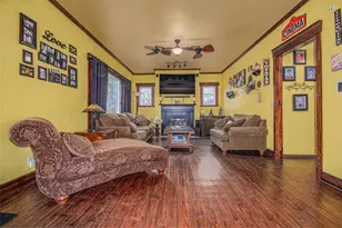 433 E Main St, Salem, IL 62881 - Photo 10