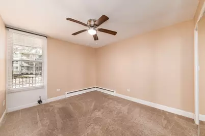 6121 W Higgins Avenue #C2, Chicago, IL 60630 - Photo 12