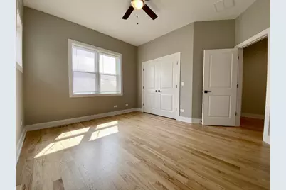 5667 W Higgins Avenue #2E, Chicago, IL 60630 - Photo 12