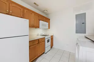 22927 Cottage Grove Ave, Steger, IL 60475 - Photo 20