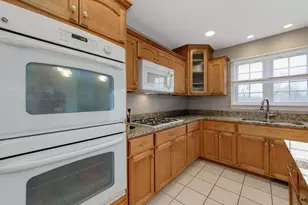 22927 Cottage Grove Ave, Steger, IL 60475 - Photo 6