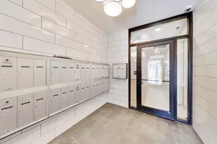 5748 N Hermitage Ave, Chicago, IL 60660 - Photo 4