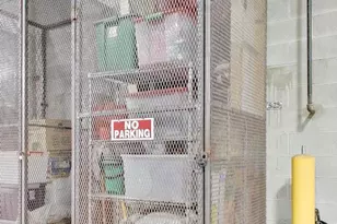 5748 N Hermitage Ave, Chicago, IL 60660 - Photo 32